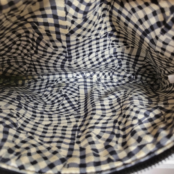 Pouch - Picture 2 of 3